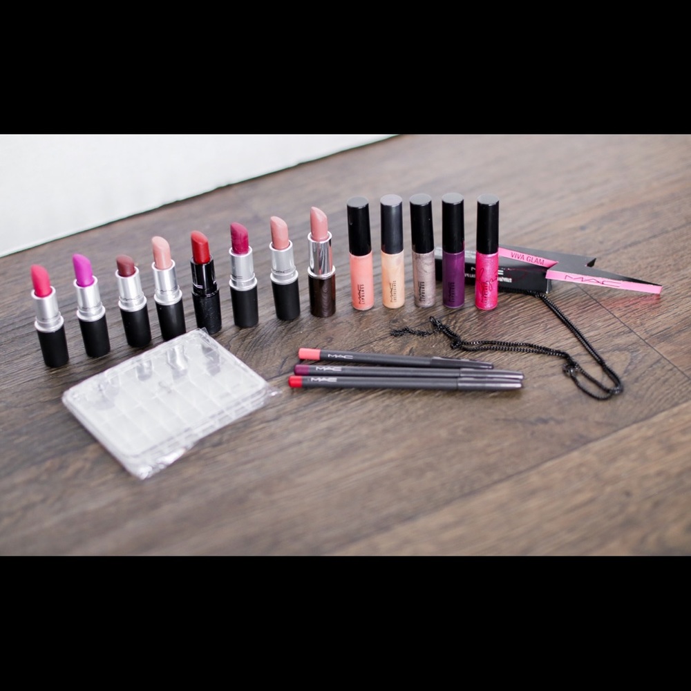 MAC Lipstick Bubble of 18 !🌸🦋